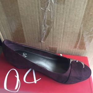 Manchester Womens Burgundy Impo Gusta Wedge Pump
